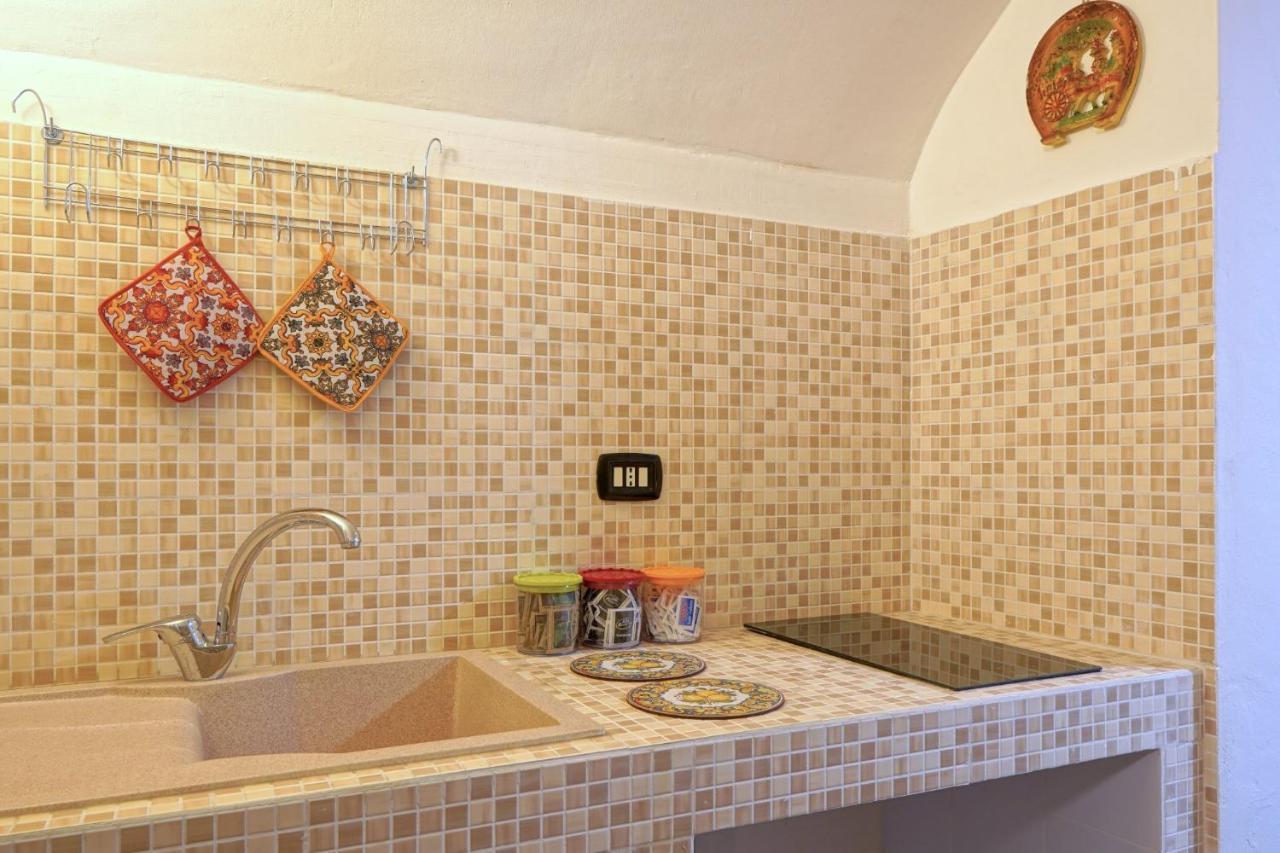 Apartmán La Grotta Di Filomena Katánie Exteriér fotografie
